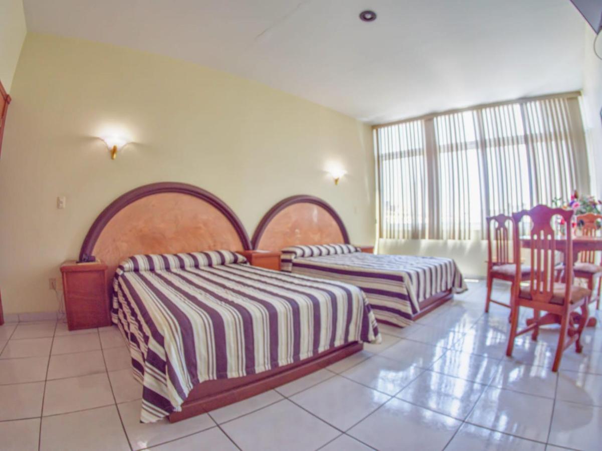 Hotel Plaza 3*