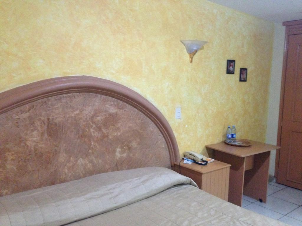 Plaza Hotel 3*